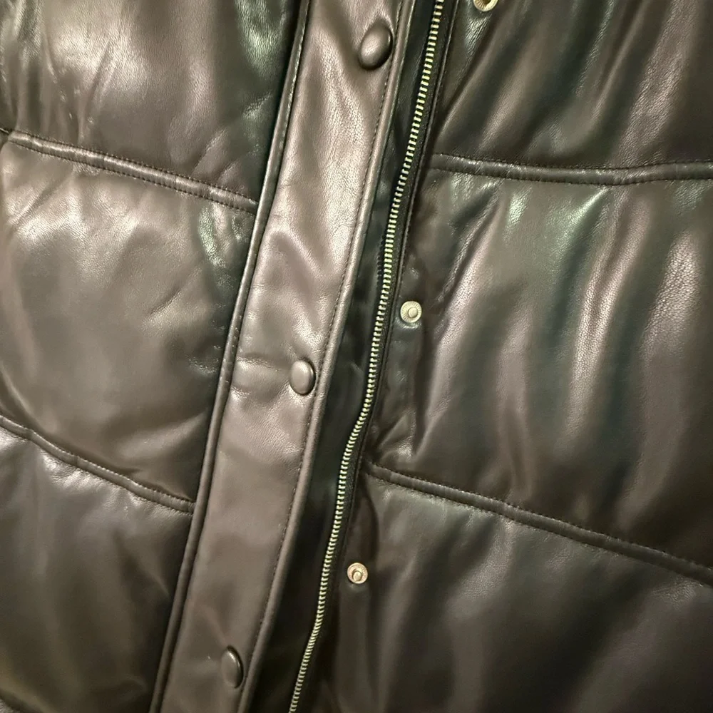 7 For All Mankind Long Black Puffer Vest - Picture 3 of 7